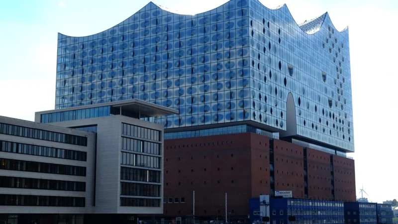 Najważniejsze nurty w architekturze: przewodnik po stylach i ich cechach